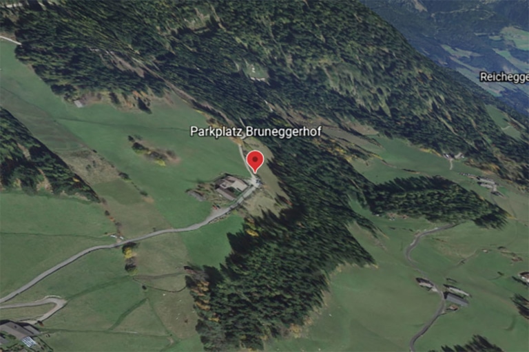 Parkplatz-Bruneggerhof