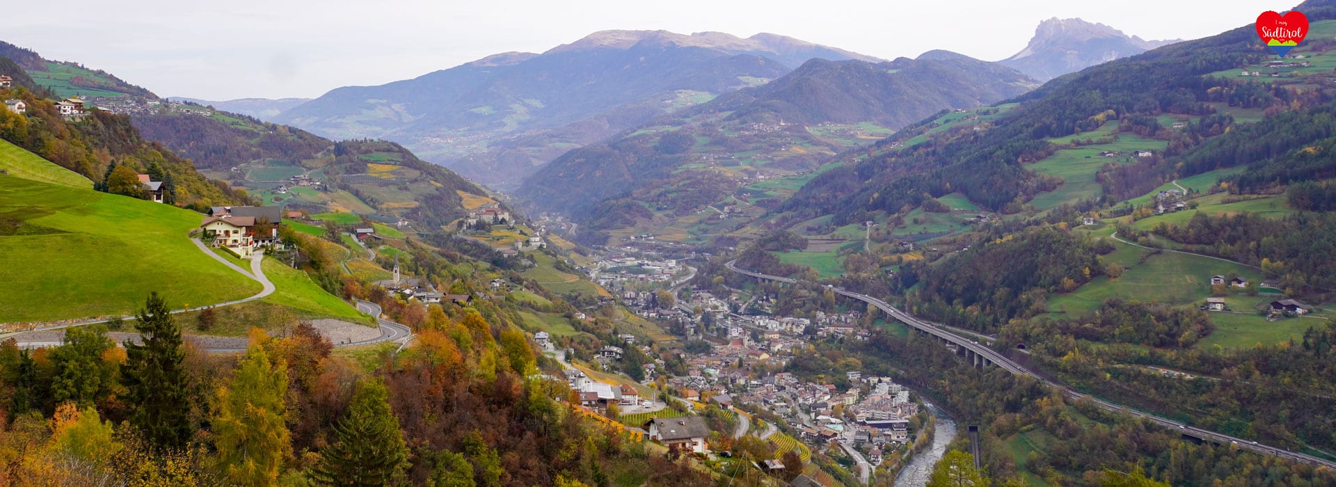 klausen-suedtirol-blick-von-oben