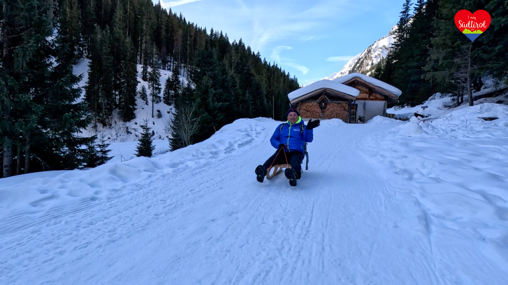 Stadlalm Ridnaun Winterwanderung Rodelparty 001