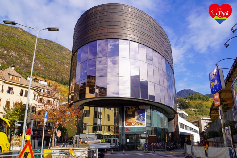 stadt-bozen-talstation-bahn-ritten
