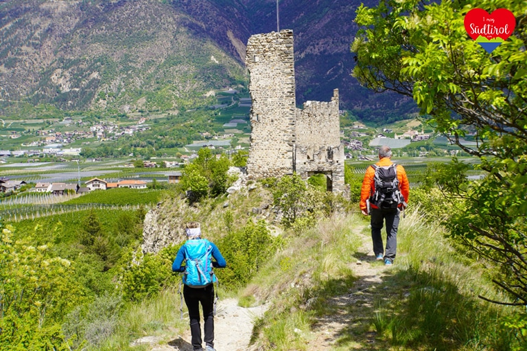 Ankunft-Burgruine-Untermontani